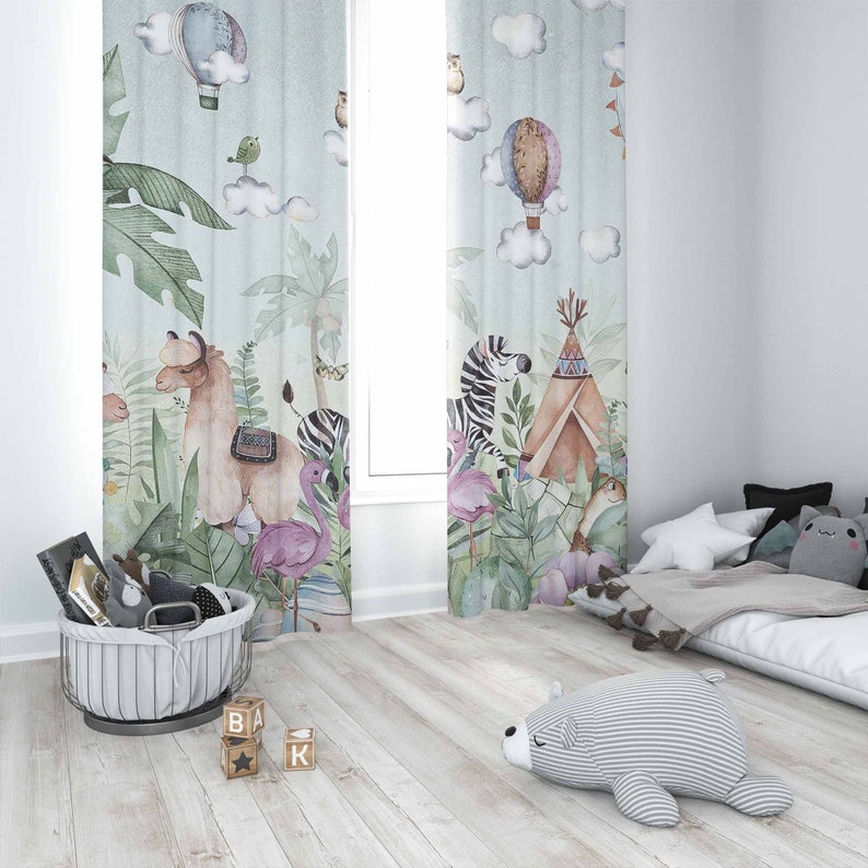 Safari Animals Party Nursery C - огляд і ціна Blackout Curtain Nursery